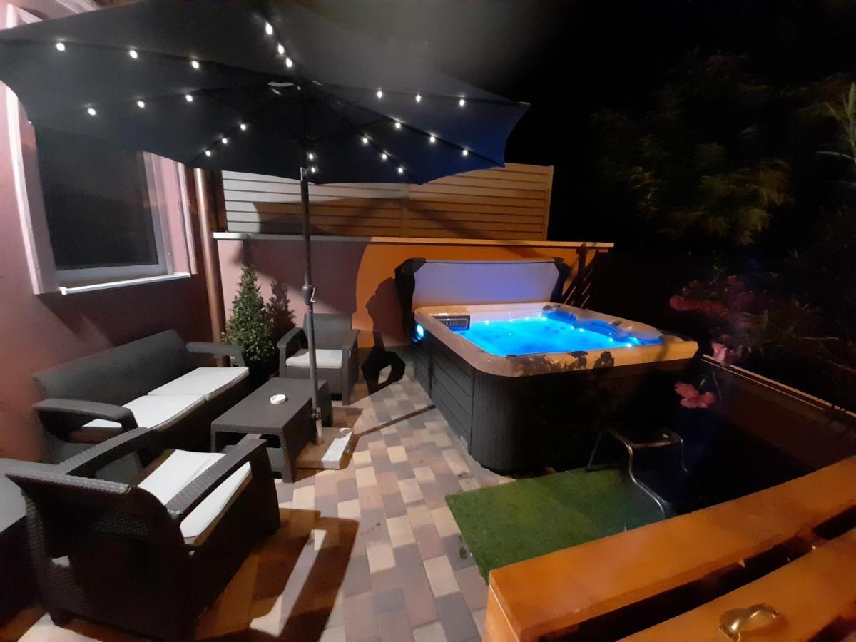 Dream Lux Apartman Hajduszoboszlo Luaran gambar